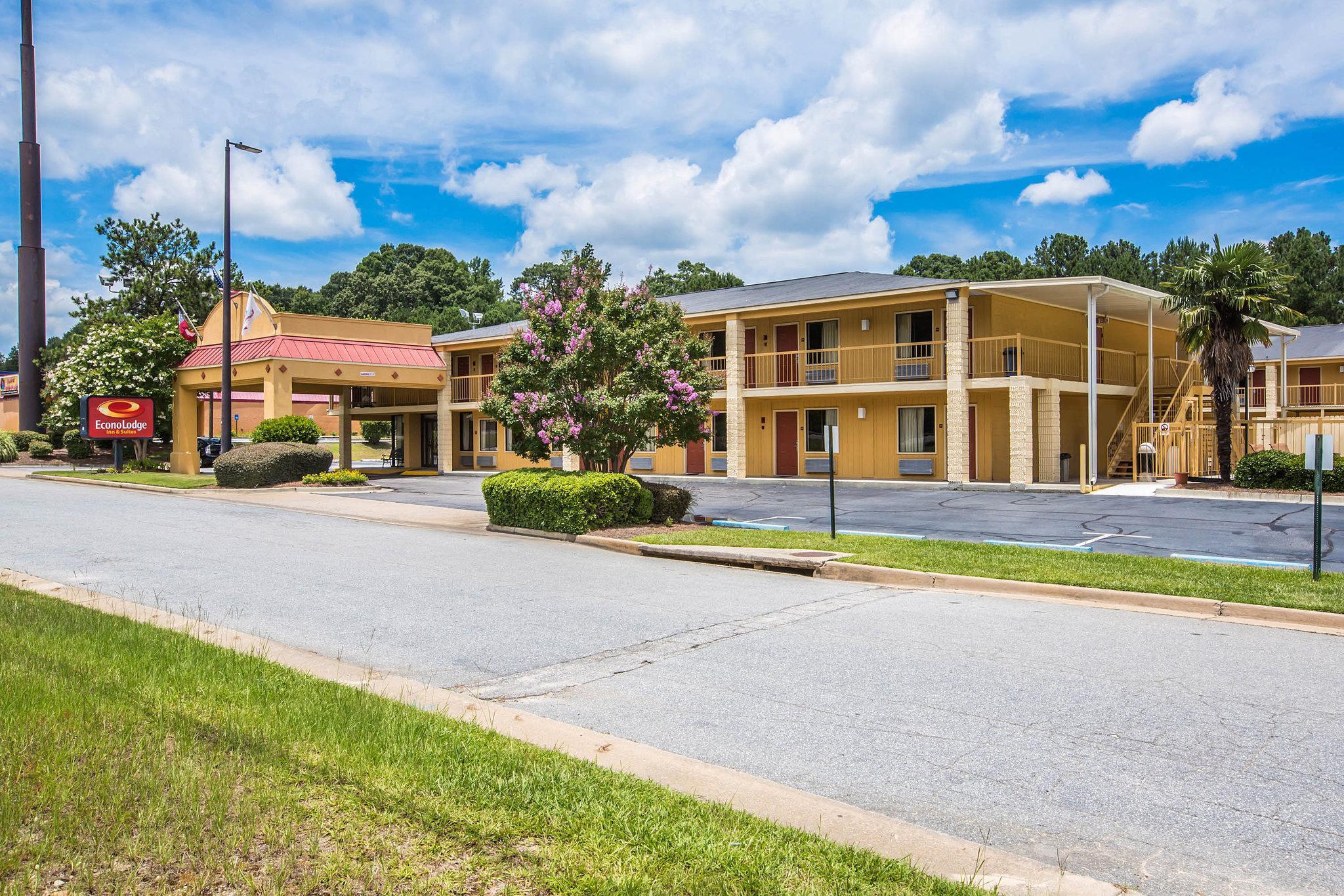 Econo Lodge Inn & Suites At Fort Moore Columbus Buitenkant foto